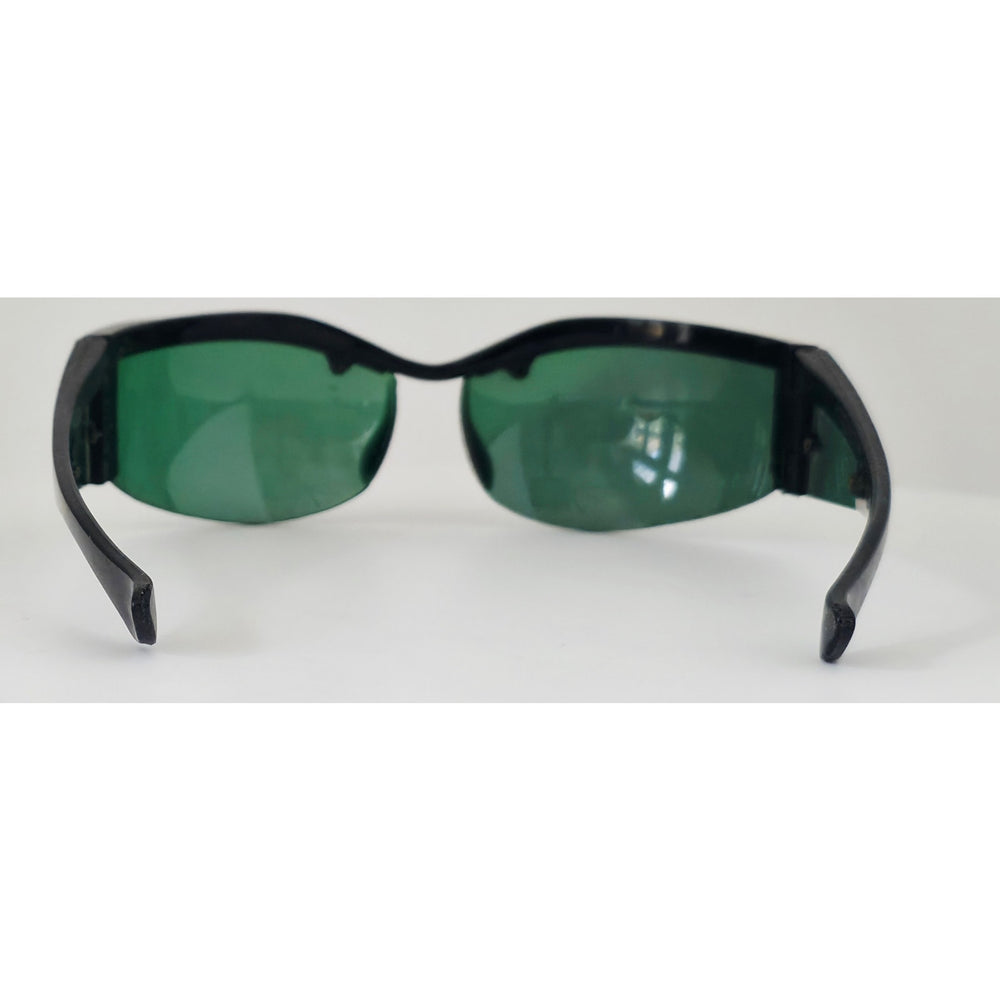 VINTAGE *NEW* 1970's Glam Unisex Black Frame with Green Lens Sunglasses