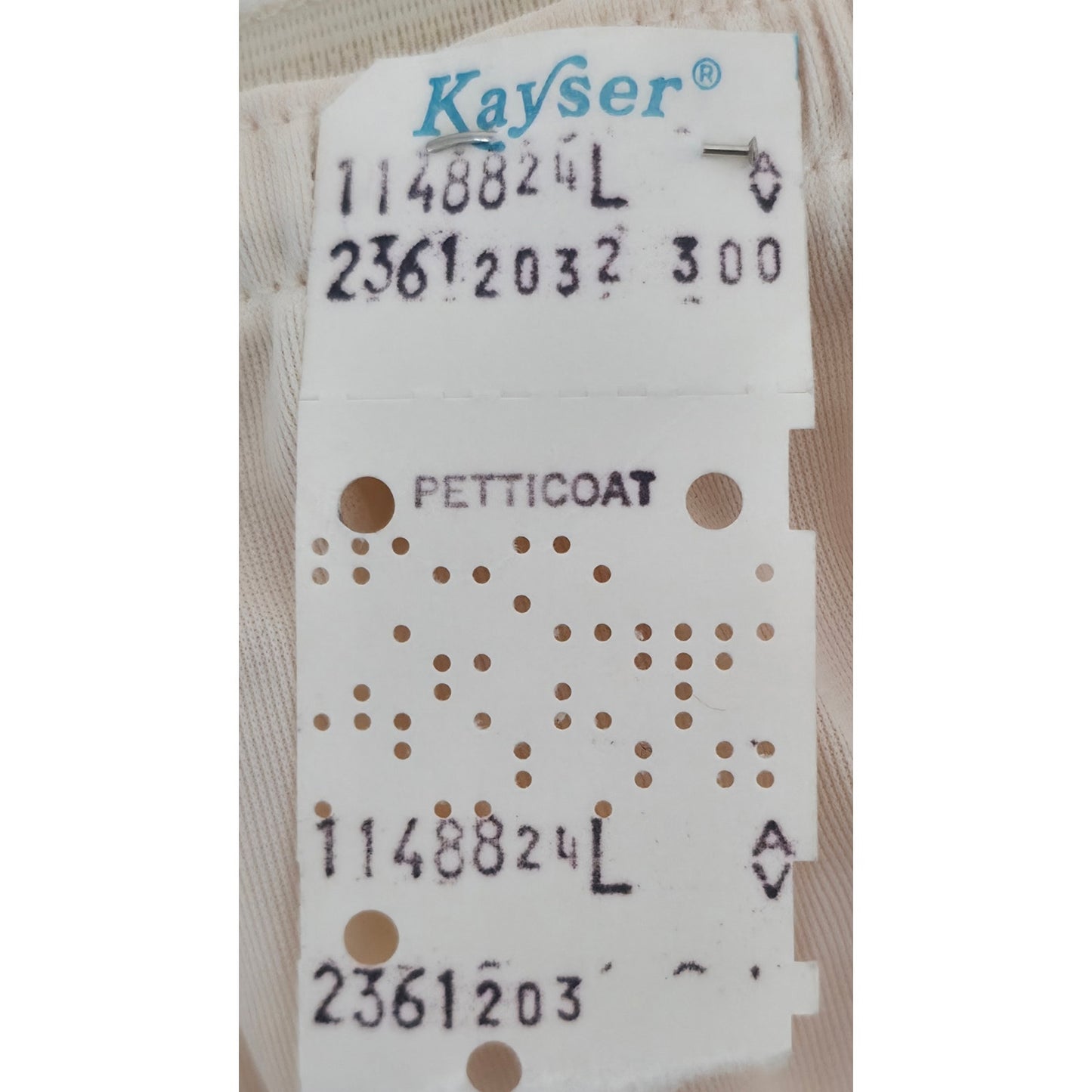 VINTAGE *NEW* 1950's Kayser Women's Cream Half Slip with Scalloped Trim Size L