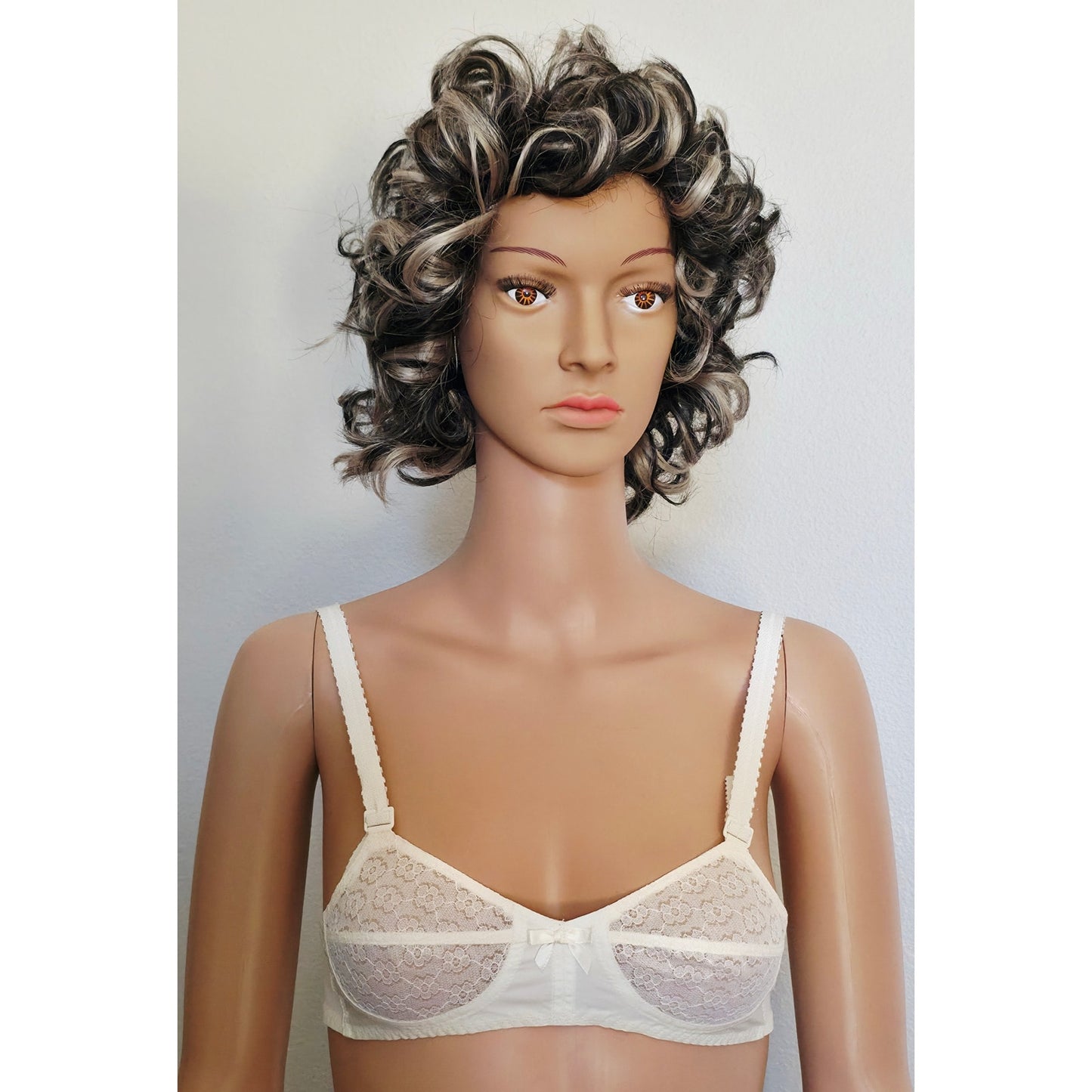 VINTAGE *NEW* 1970's Maidenform P8406 Lace Stretch White Bras 28AA Set of 4