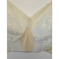 VINTAGE *NEW* 1960's Super Form Women's Cream w/Flowers Bullet Bra Size 34B Lot 4