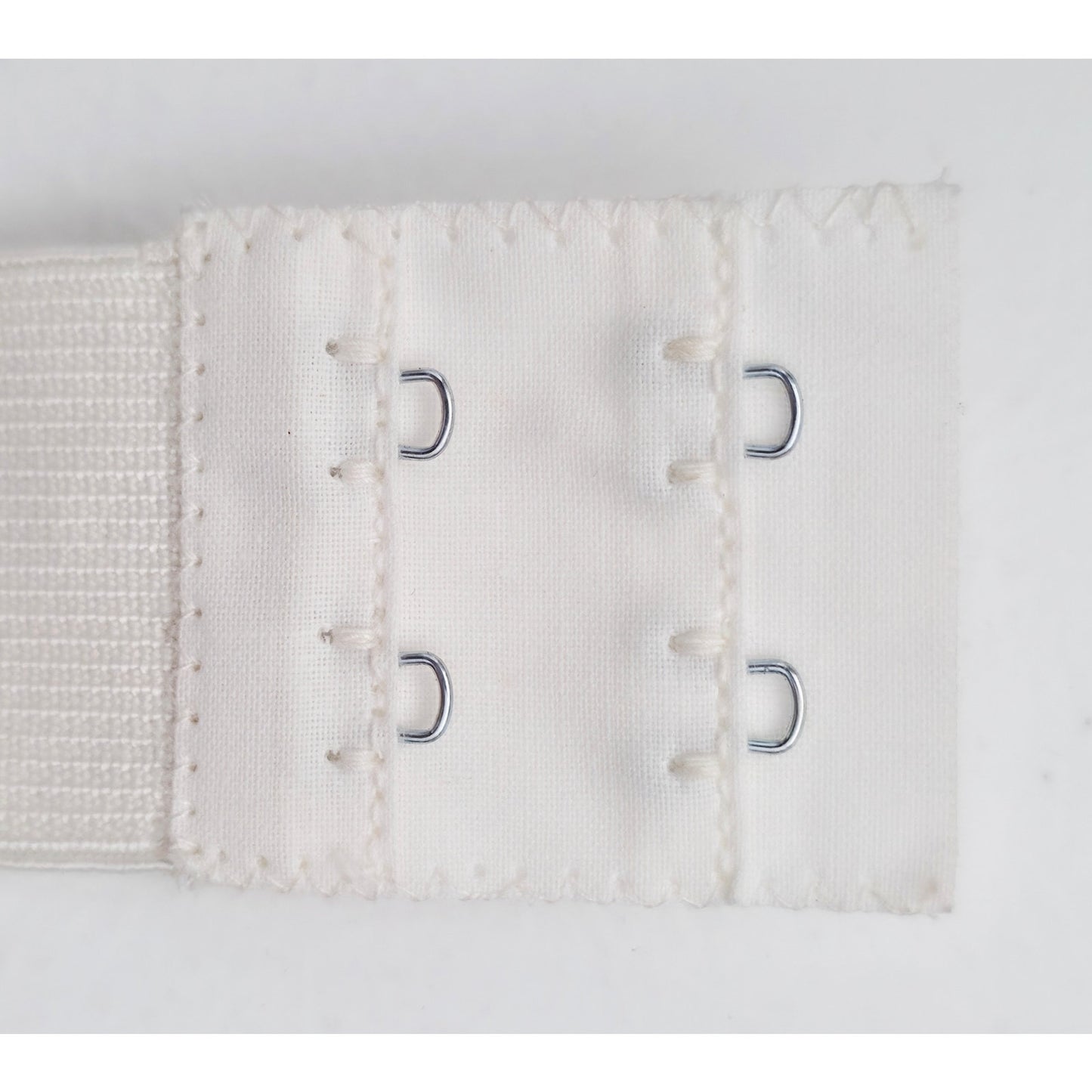 VINTAGE *NEW* 1960's Lewella Women's White Garter Belt Size 32 USA
