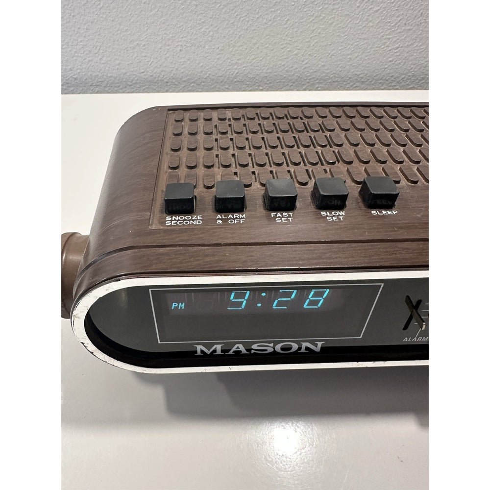 Needs Lovin' - VINTAGE 1970's MASON Digital Alarm Clock Am/Fm Radio Dimmer Wood Grain