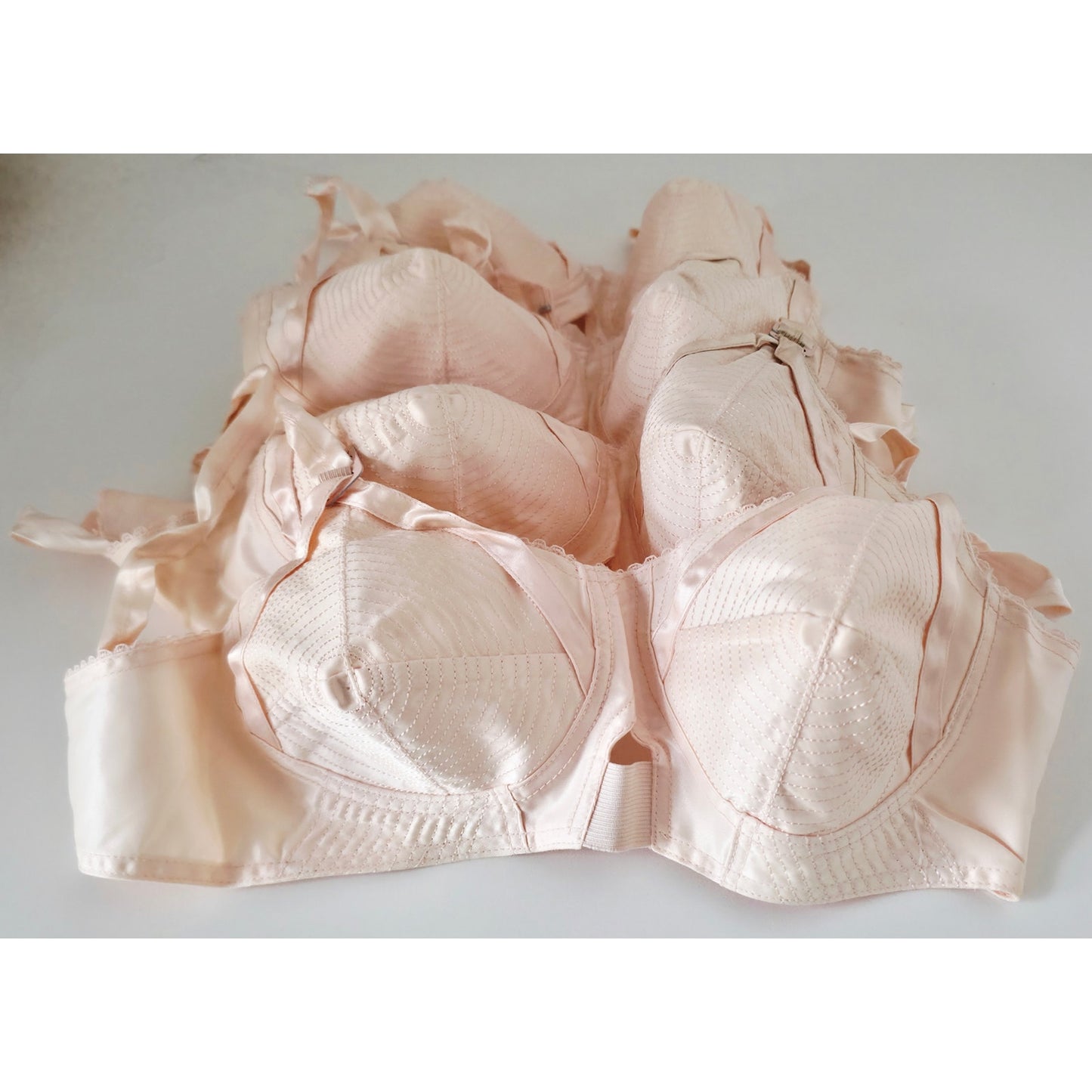 VINTAGE *NEW* 1960's Stephanie Women's Pink Bullet Bra Size 32B Lot of 4