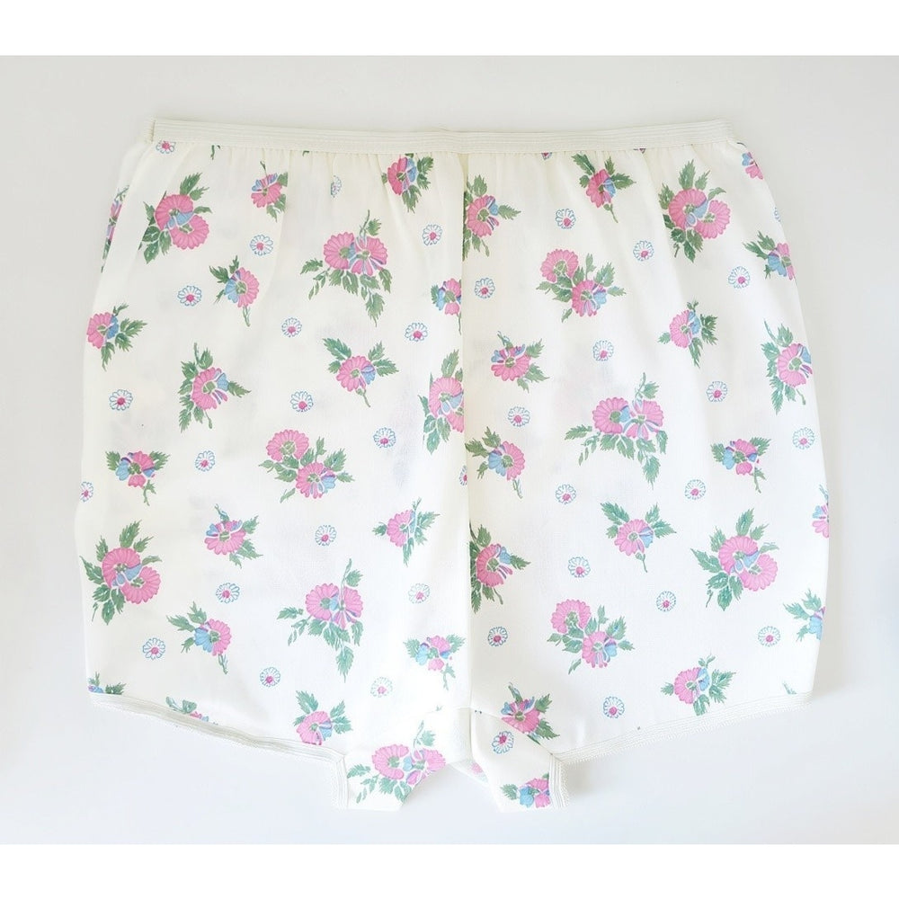 VINTAGE *NEW* 1960's Women's White Flower Print Panties Underwear Size 6 (M) USA