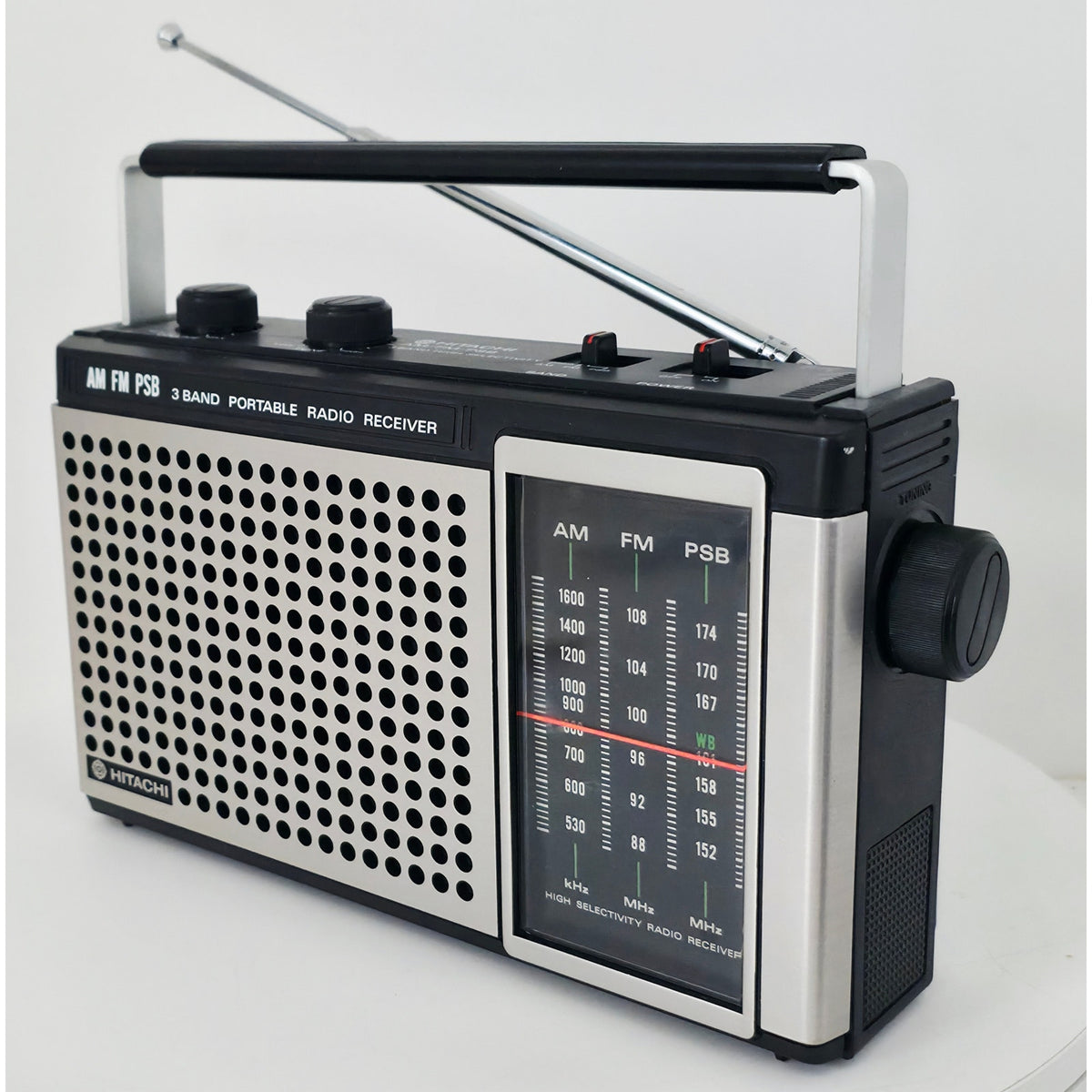 VINTAGE *NEW* 1970's Hitachi KH-948H PSB/FM/AM 3-Band Portable Radio Japan