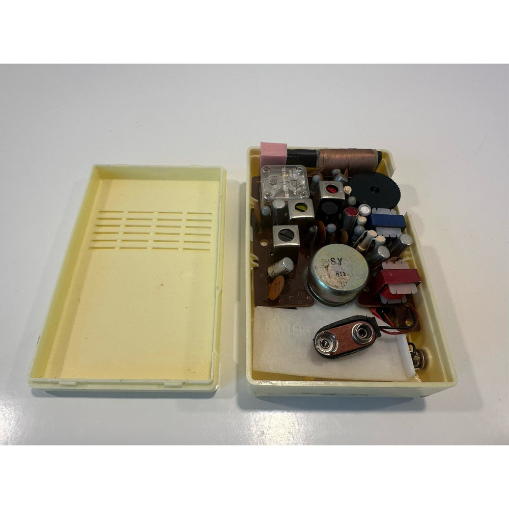 VINTAGE *NEW* Raleigh 6 Transistor Radio/High Sensitivity - Model#612