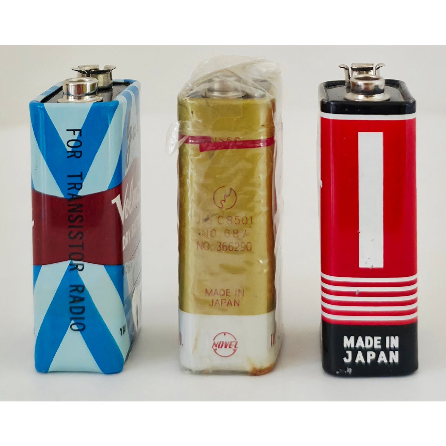 VINTAGE *NEW* 1960's Transistor Radio 9V Battery Collection