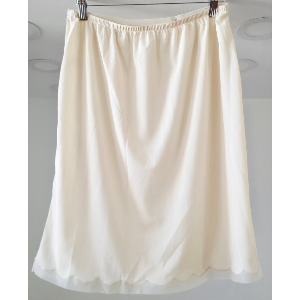 VINTAGE *NEW* 1960's Kayser Women's Cream Scalloped Trim Slip | Skirt Size L