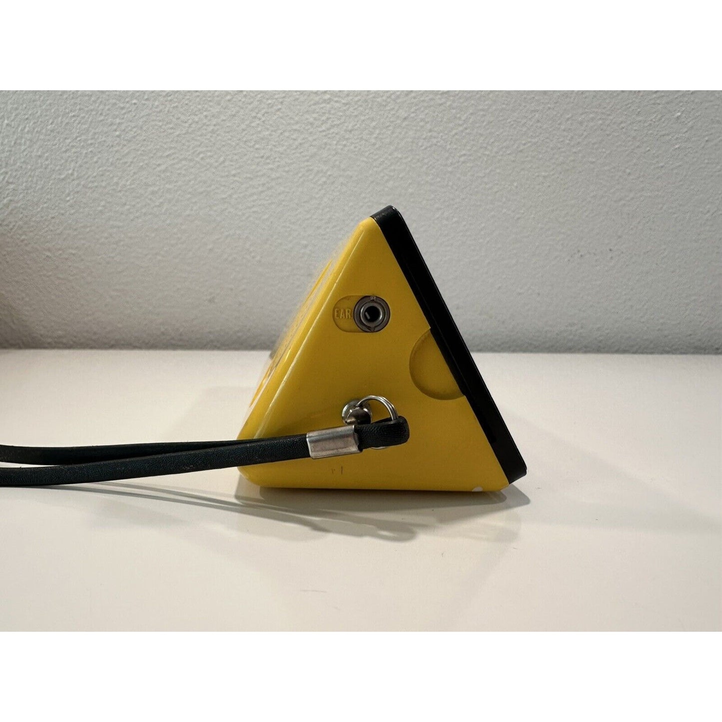 VINTAGE 1970's Pristine JVC 8000 Triangular Shaped Portable AM Radio-Yellow/Black