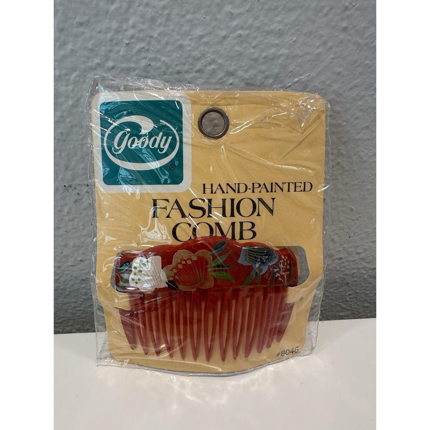 VINTAGE *NEW* 1970's/1980's Goody Hand-painted Fashion Combs Set