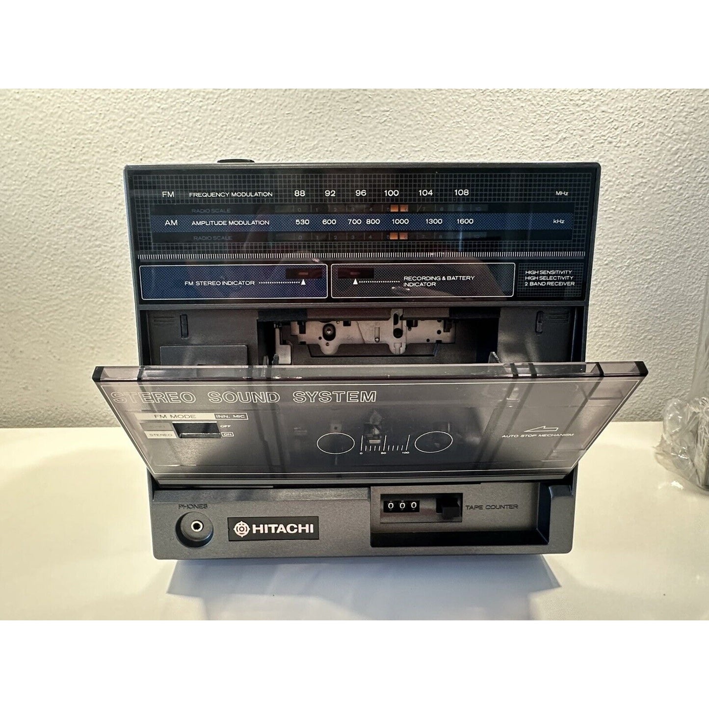 VINTAGE *NEW* 1980's Hitachi TRK-930H Dual Speakers Cassette Tape AM/FM Boombox