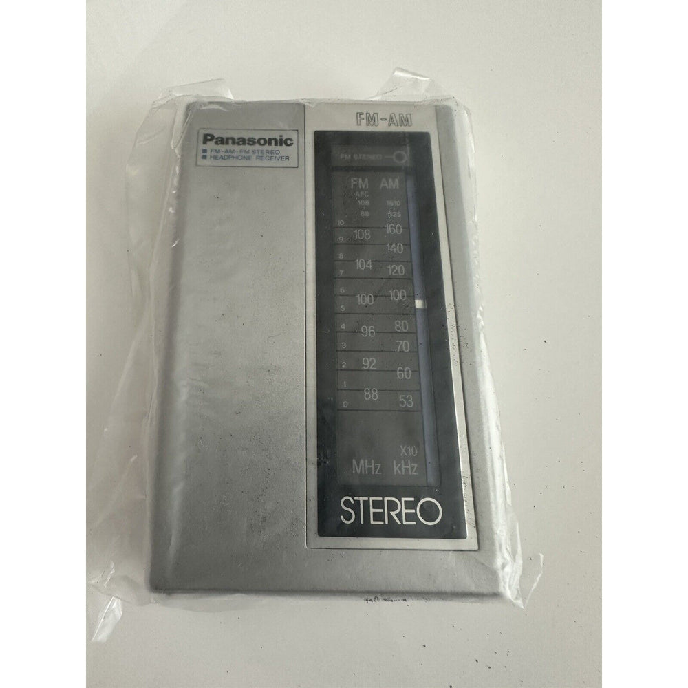 VINTAGE *NEW* 1980's Panasonic RF-444 Portable AM FM Radio Walkman