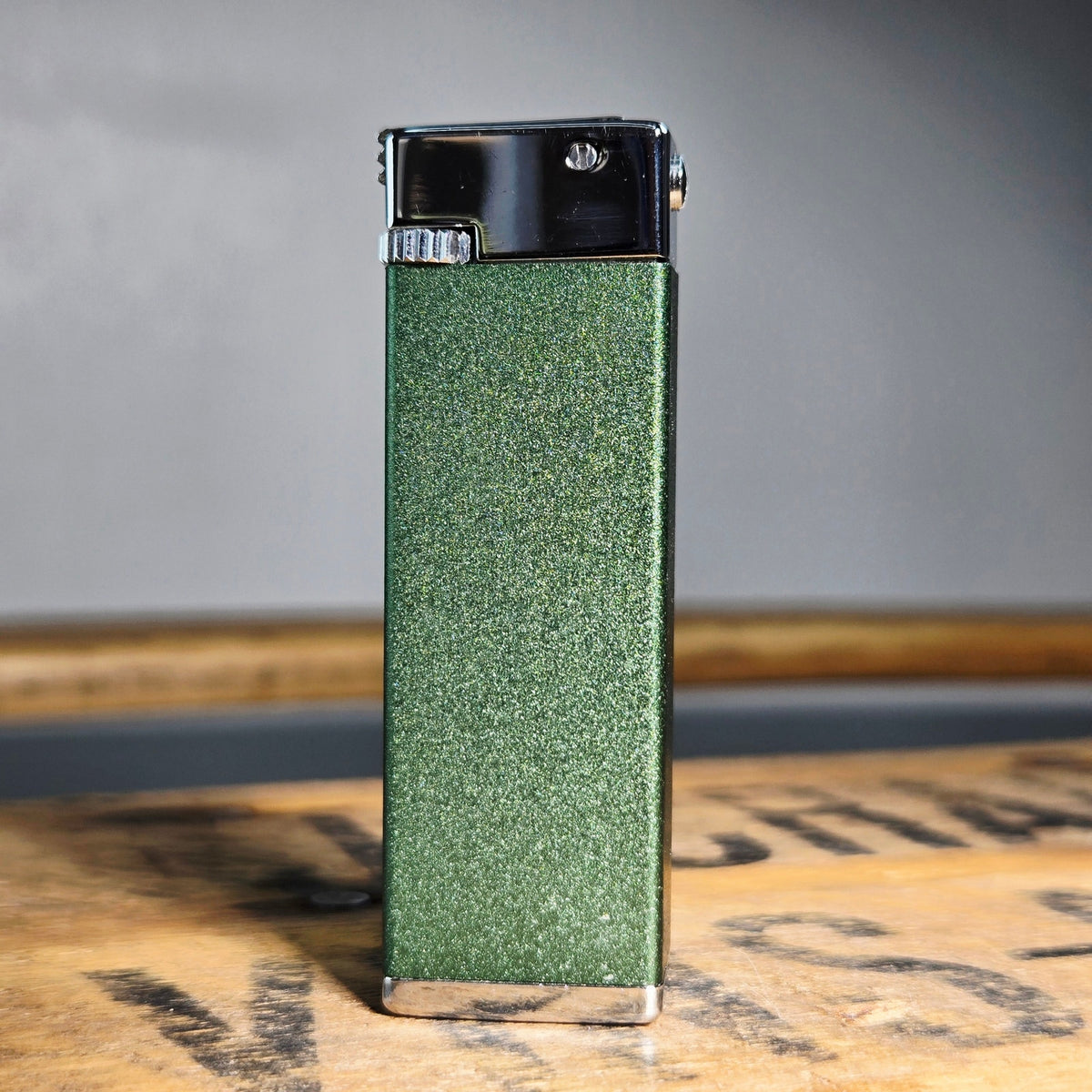 VINTAGE *NEW* 1960's Green INAC Butane Lighter Japan