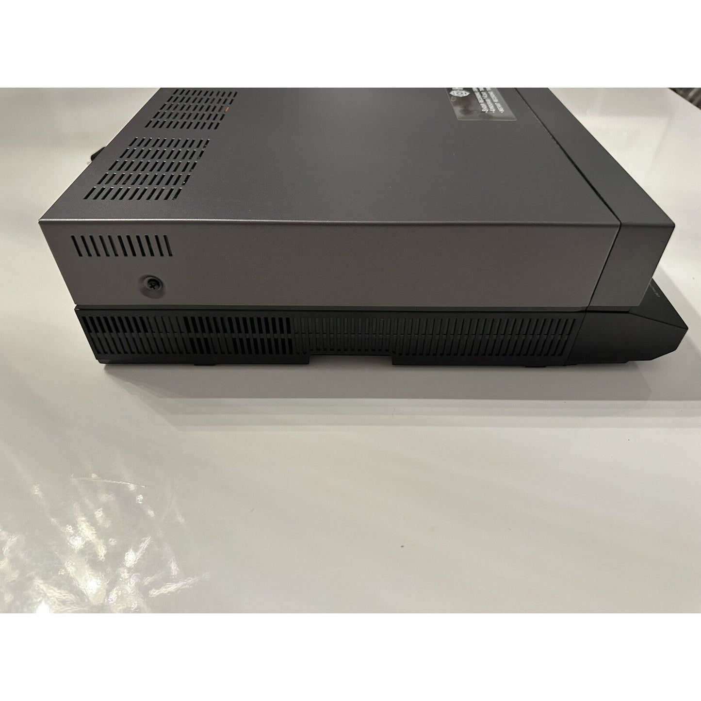 VINTAGE *NEW* 1980's Hitachi VT-73AY Adjustomatic VCR Video Deck