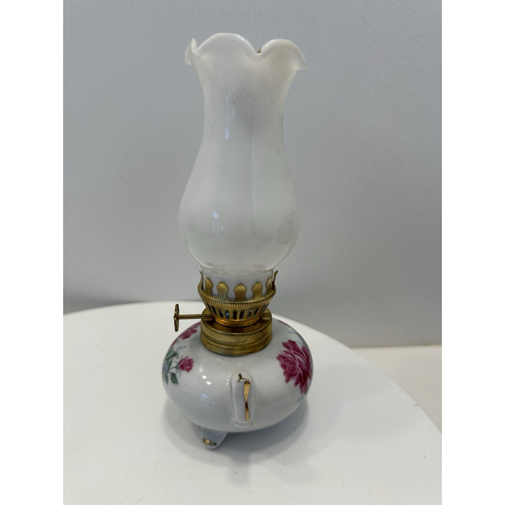 VINTAGE *NEW* 1970's Porcelain Oil Lamp with Flowers