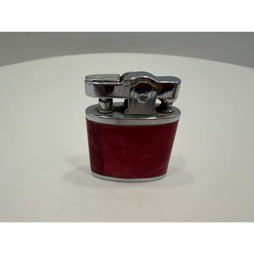 VINTAGE *NEW* 1956 Royal Star Japanese Super Lighter Red with White Scottie