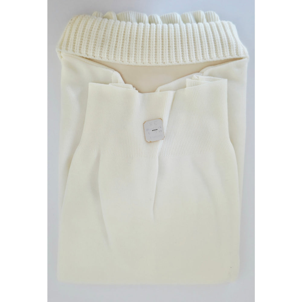 VINTAGE *NEW* 1960's Cream Women's Sweater with Collar 100% Nylon Size 38