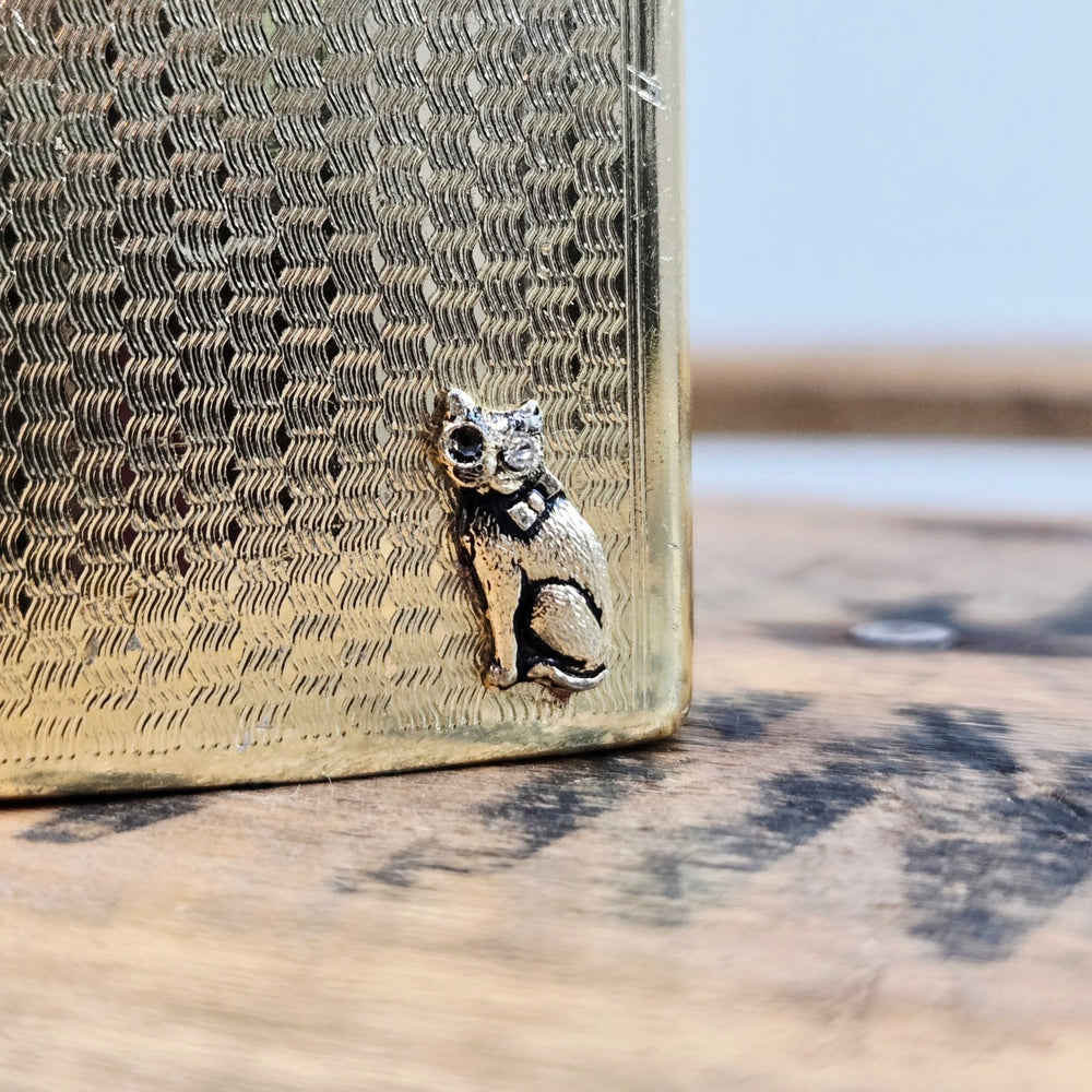 VINTAGE *NEW* 1960's Continental Gold Texture Music Lighter Japan