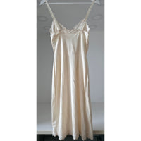 VINTAGE *NEW* 1960's Kayser Cream 100% Nylon Lace Trim Slip Size S (32)