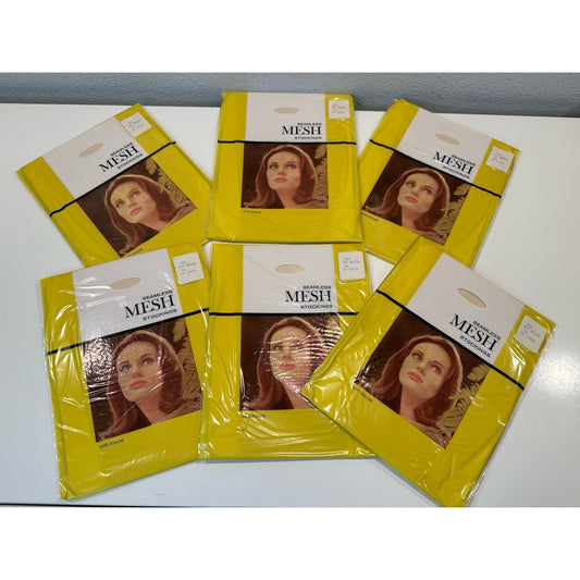 VINTAGE *NEW* Packaged Hosiery-Seamless-Off White-6 pair-Sz8.5M