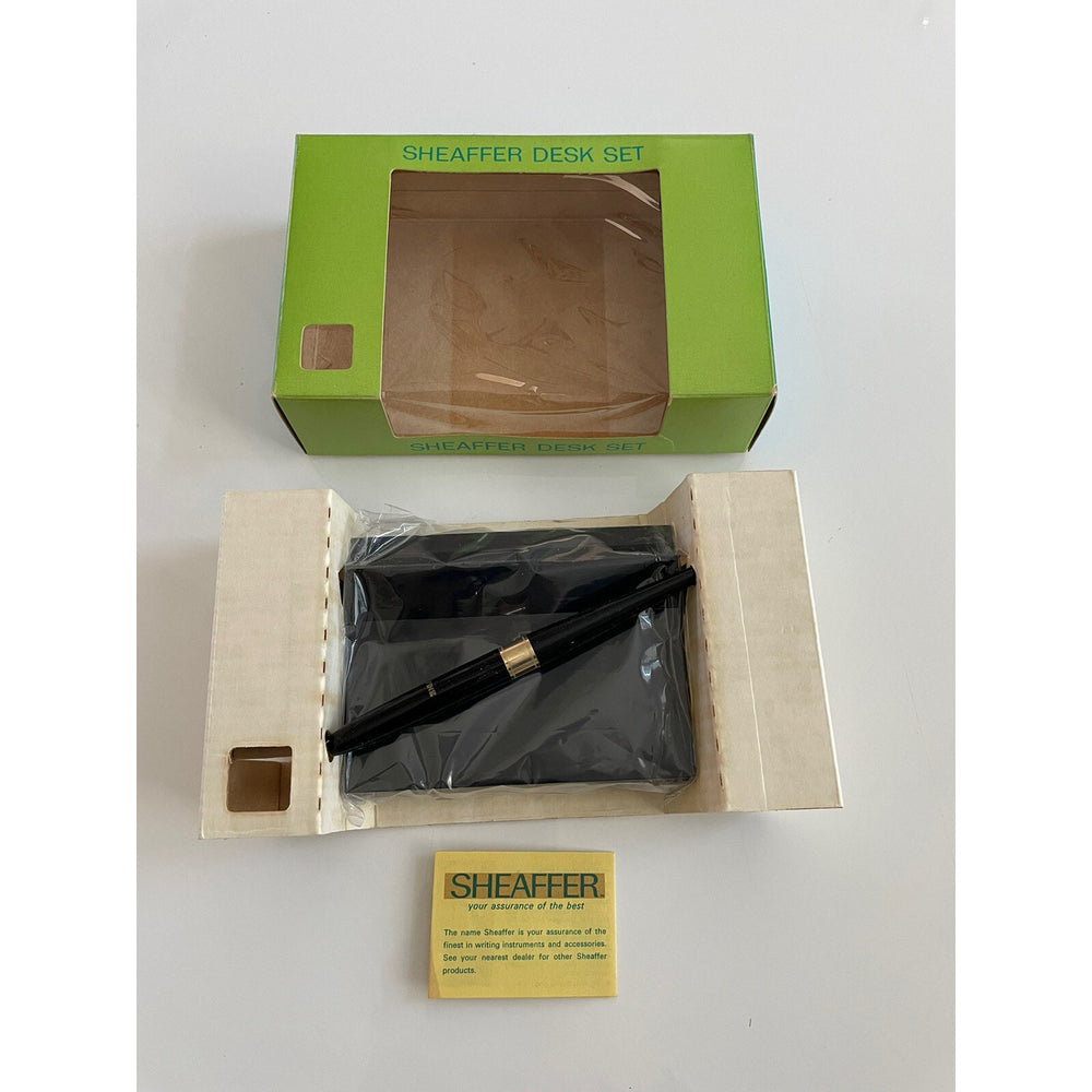 VINTAGE *NEW* 1970's Sheaffer Imperial Desk Set with Medium Point