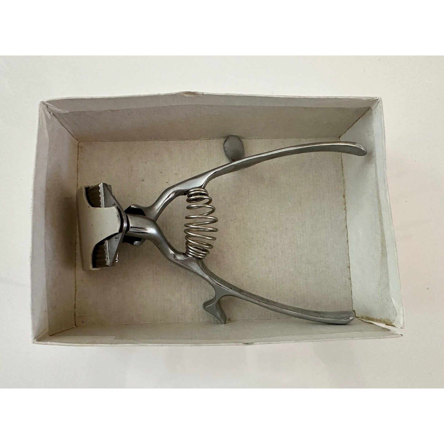 VINTAGE *NEW* DOUBLE ARROW Hair Clippers/Trimmers