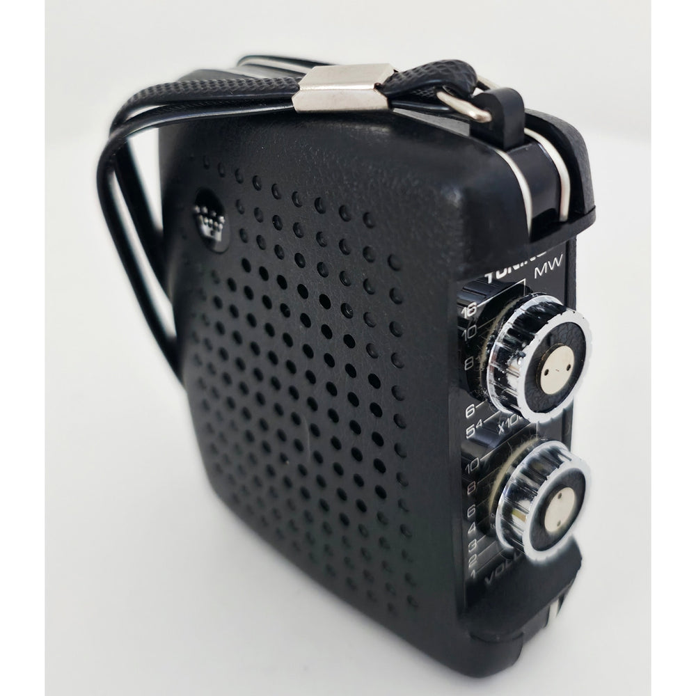 VINTAGE *NEW*1970's Four Star FS-7 Red Solid State AM Transistor Radio