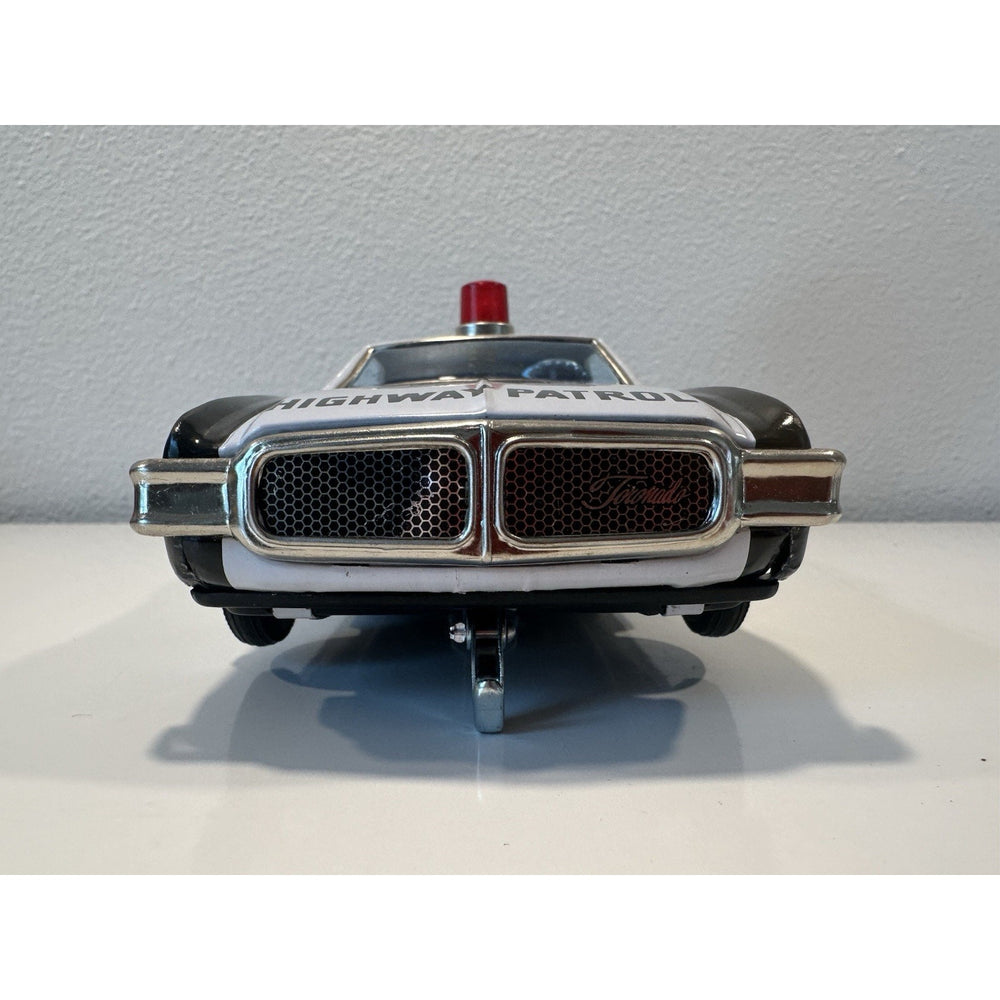 VINTAGE *NEW* 1970's Highway Patrol P.D. 12 Battery Operated Die-Cast Toy Car