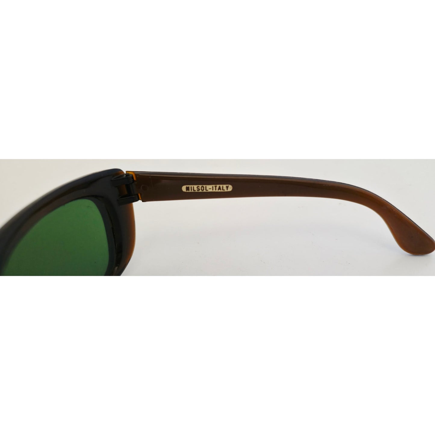 VINTAGE *NEW* 1970's Milsol Unisex Sunglasses Brown Frame Green Lens Italy