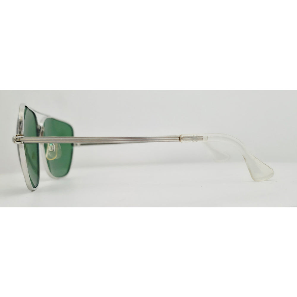 VINTAGE *NEW* 1970's Glam Unisex Silver Frame with Green Lens Sunglasses