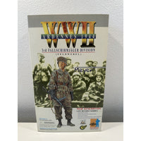 VINTAGE *NEW* Dragon WWII "Meyer" Ardennes 1944 Action Figure