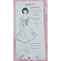 VINTAGE *NEW* 1960's Women's Light Pink Waltz Gown w/ Flowers 100% Nylon Size 40