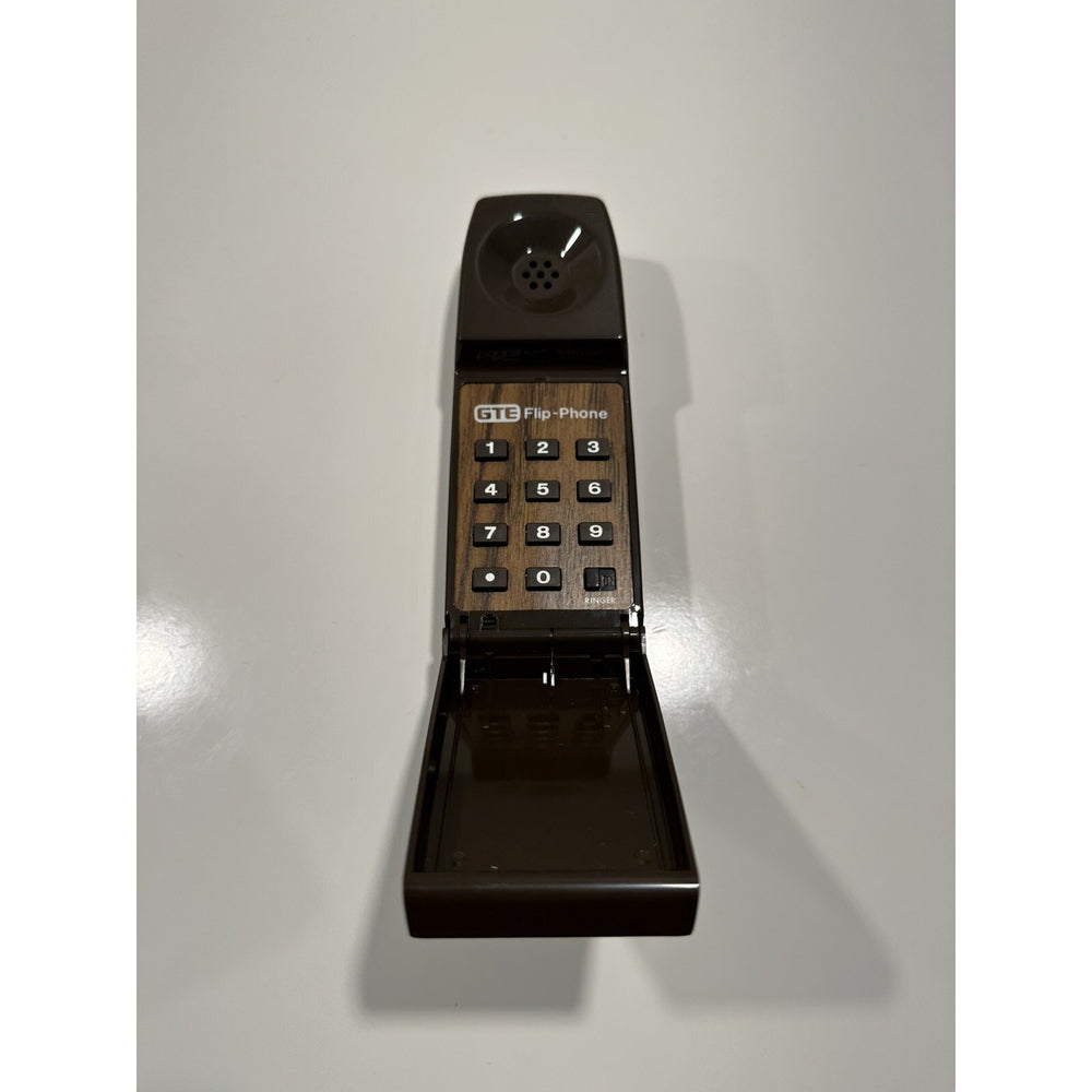 VINTAGE *NEW* 1970's -1980's GTE Flip-Phone Telephone