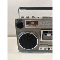 Needs Lovin' - VINTAGE 1980's Hitachi TRK-8020H AM/FM Cassette Stereo Boombox 4 Speaker