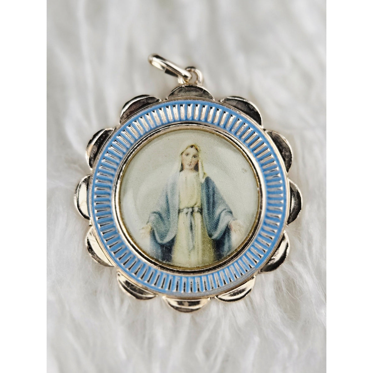 VINTAGE *NEW* 1950's Our Lady of Grace Miraculous Metal Pendant 1.5" Germany
