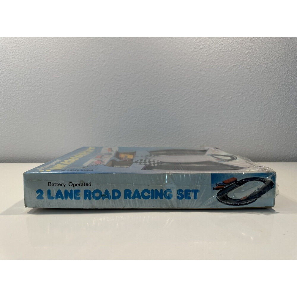 VINTAGE *NEW* Battery Operated 2-Lane Road Racing w/Shell Mobil Texaco