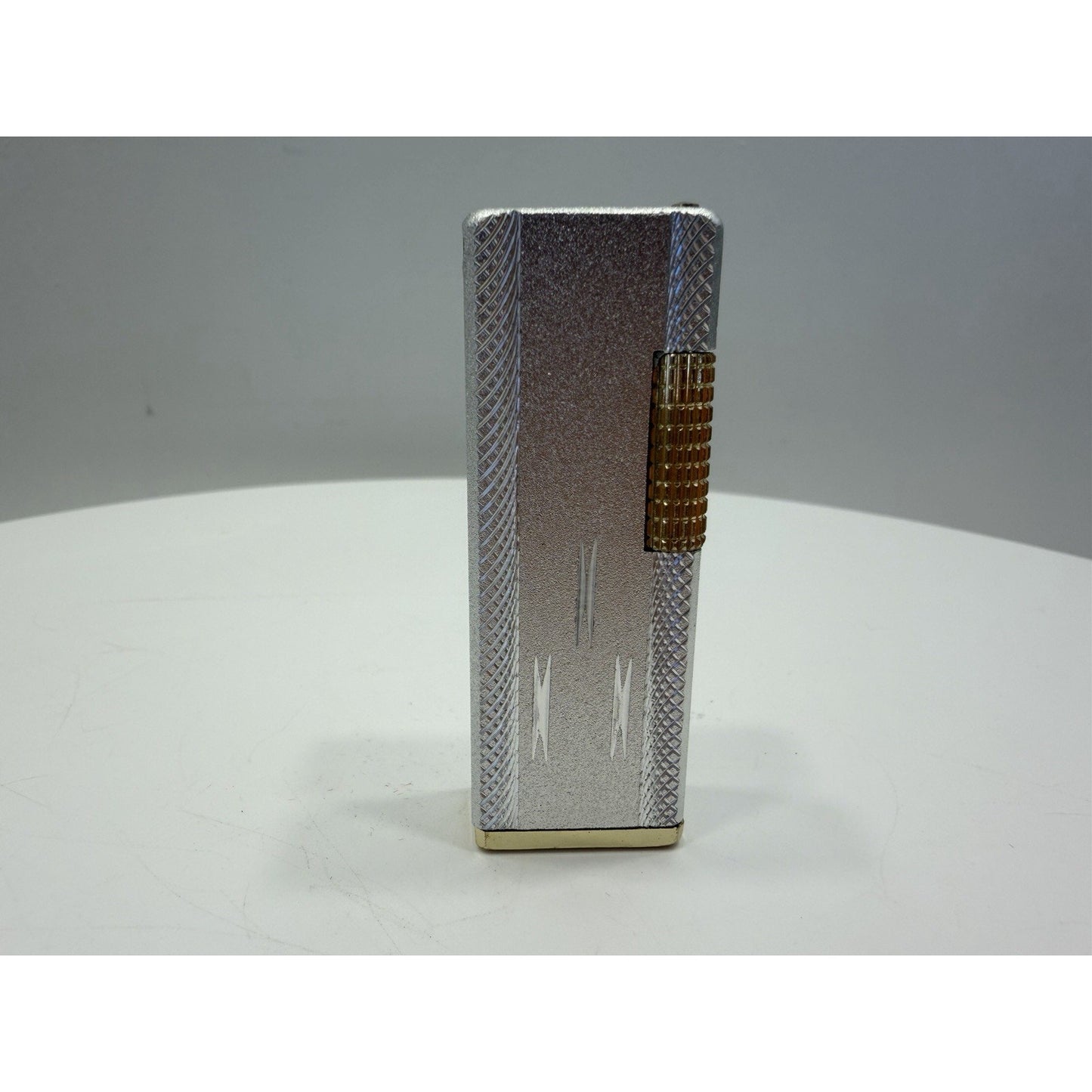 VINTAGE *NEW* 1950's Imperial Silver Super Lighter