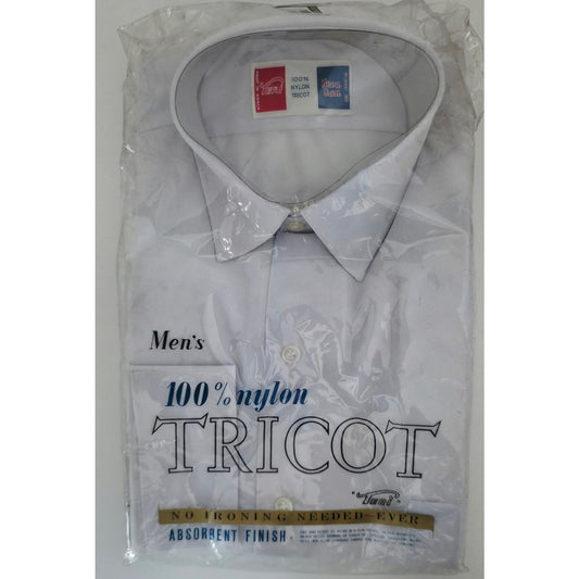 VINTAGE *NEW* 1960's Men's Lt Blue Collared Shirt 100% Nylon TRICOT Size 15-33