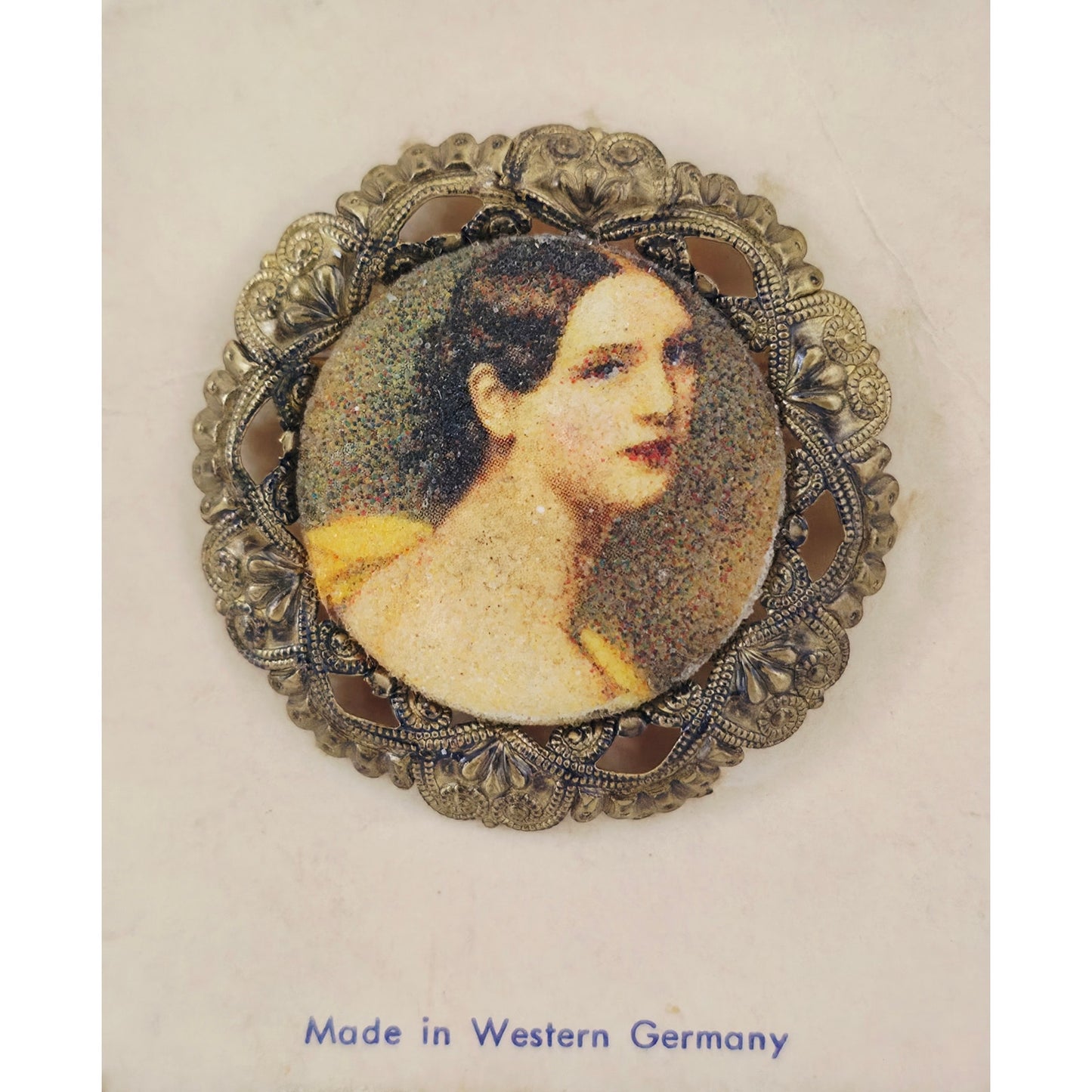 VINTAGE 'NEW' 1950's Western Germany Victorian Style Portrait Brooch on Card