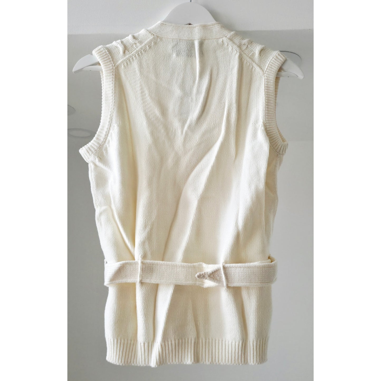 VINTAGE *NEW* 1970's Women's Cream Sweater Vest with Belt 100% Acrylic Size 38