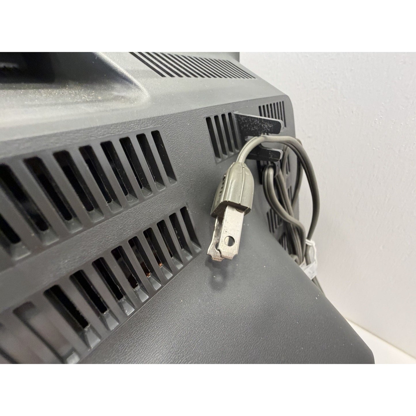 VINTAGE *NEW* 1970's Panasonic TR-872 11" Touch Switch Solid State TV