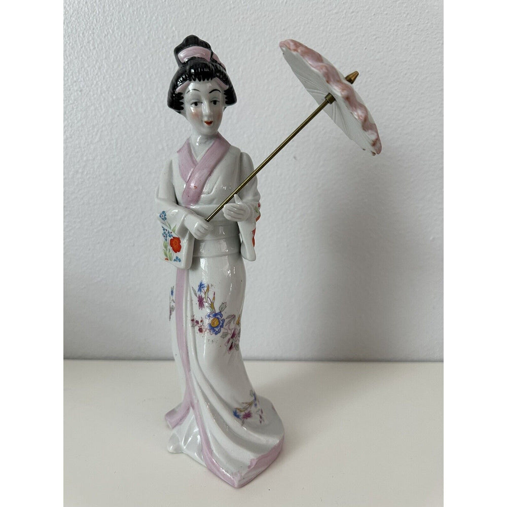 VINTAGE *NEW* 1950's Sophia-Ann Oriental Porcelain Figurine with Umbrella