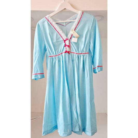VINTAGE *NEW* 1960's Kayser Women's Blue Slip with Lace Trim 100% Nylon Size Petite