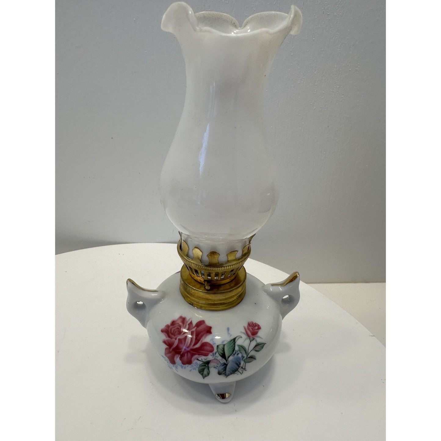 VINTAGE *NEW* 1970's Porcelain Oil Lamp with Flowers