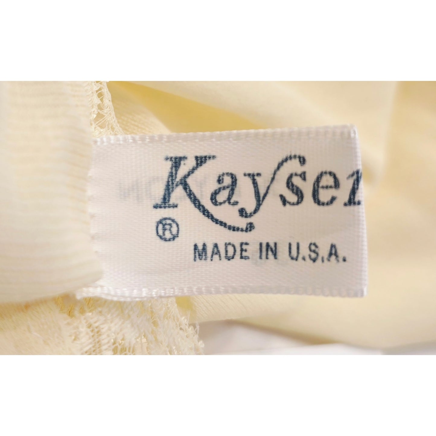 VINTAGE *NEW* 1960's Kayser Light Yellow Slip White Lace Trim 100% Nylon Size 36