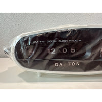 VINTAGE *NEW* 1970's DAITON Space Age Analog am/fm Clock Radio