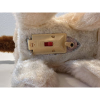 VINTAGE *NEW* 1970's Lovely Dog Walking Barking White Collared Dog