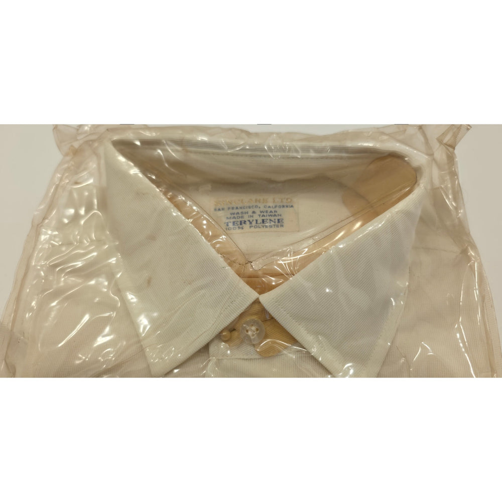 VINTAGE *NEW* 1960's Men's Sinclare Cream Shirt Tapered Body 100% Poly Sz 14-33