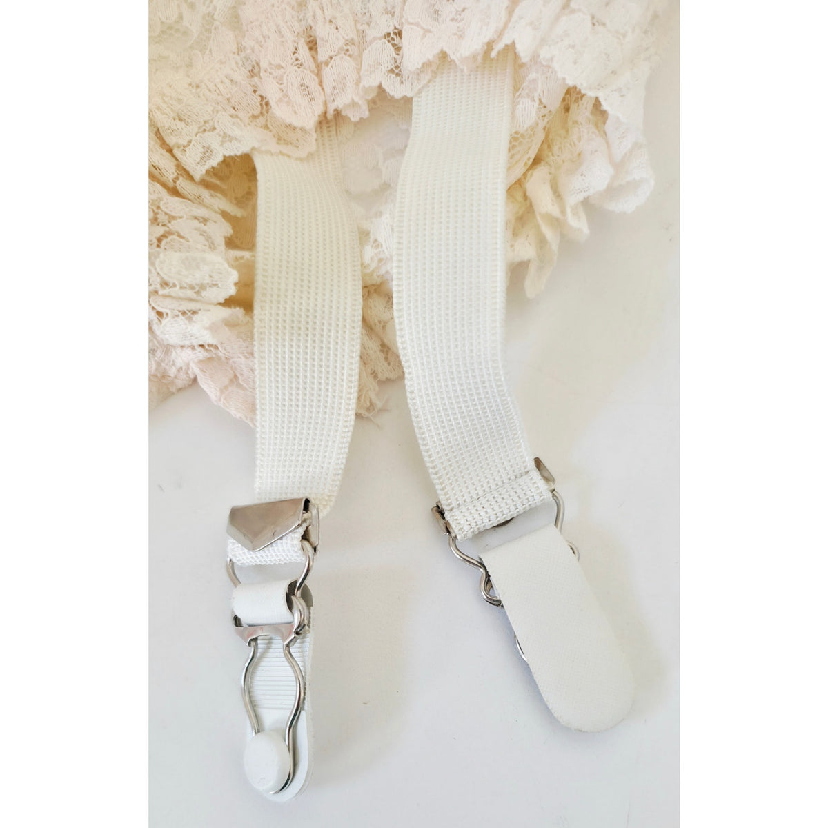 VINTAGE *PRISTINE* 1960's Empire Foundation Women's Lace Girdle Garter Size S