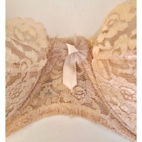 VINTAGE *NEW* 1960's Women's Beige Lace Push-Up Bra Size 38 B